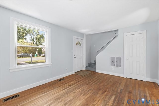 208 Algiers Dr, Richmond, VA 23150
