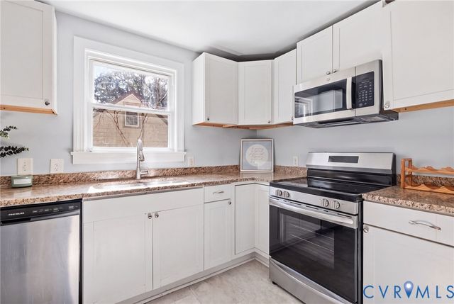 208 Algiers Dr, Richmond, VA 23150