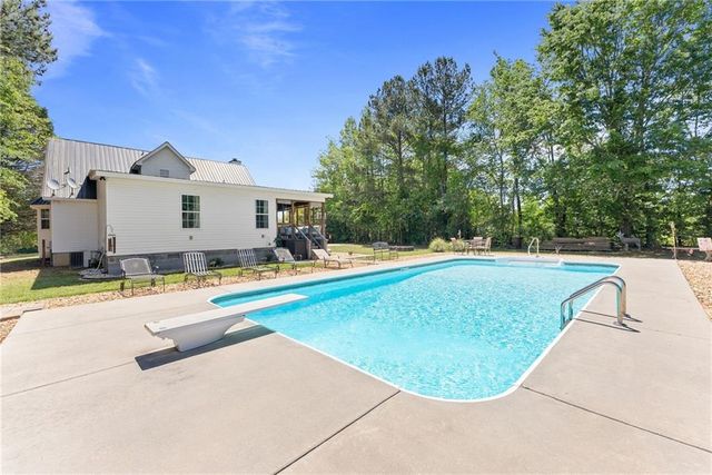 7501 Lula Road, Lula, GA 30554