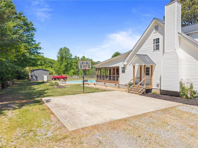 7501 Lula Road, Lula, GA 30554