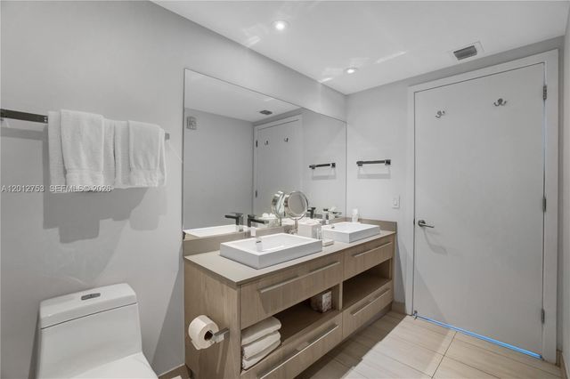 4010 S Ocean Dr R1801, Hollywood, FL 33019