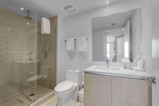 4010 S Ocean Dr R1801, Hollywood, FL 33019