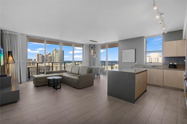 4010 S Ocean Dr R1801, Hollywood, FL 33019