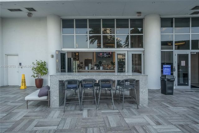 4010 S Ocean Dr R1801, Hollywood, FL 33019
