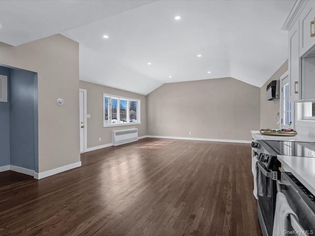 4057 Eve Drive, Seaford, NY 11783