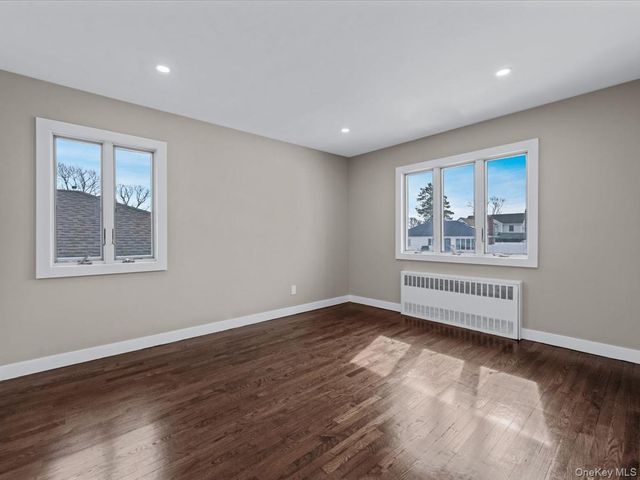 4057 Eve Drive, Seaford, NY 11783