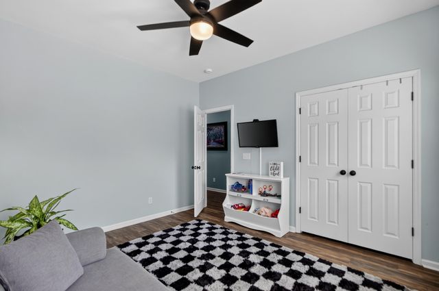7312 Coopers Hawk Drive, Hanahan, SC 29410