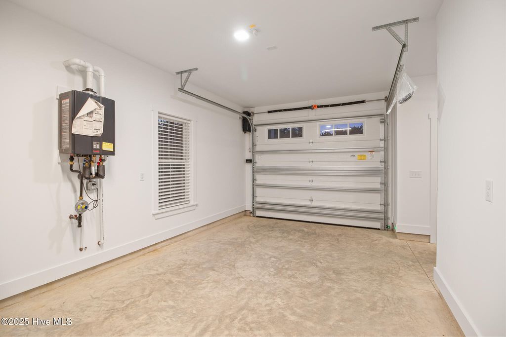 Image 45 of property listing at 3804 Emerald Drive W, Emerald Isle, NC 28594