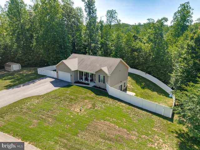 7098 QUICKTREE PL, Hughesville, MD 20637
