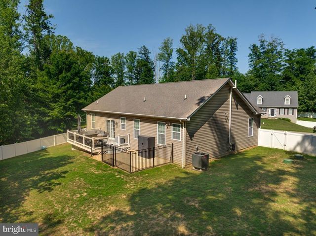 7098 QUICKTREE PL, Hughesville, MD 20637
