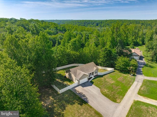 7098 QUICKTREE PL, Hughesville, MD 20637