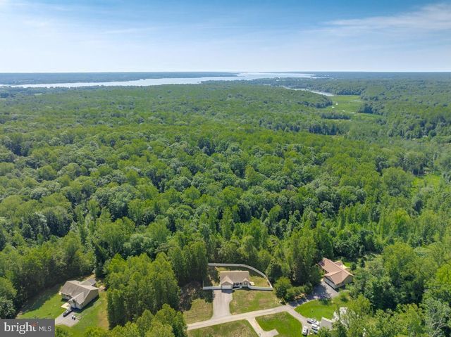 7098 QUICKTREE PL, Hughesville, MD 20637
