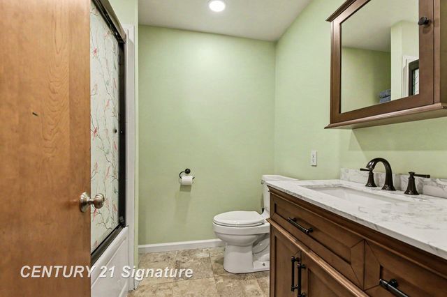 772 Midland Road, Bay City, MI 48706