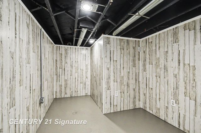 772 Midland Road, Bay City, MI 48706