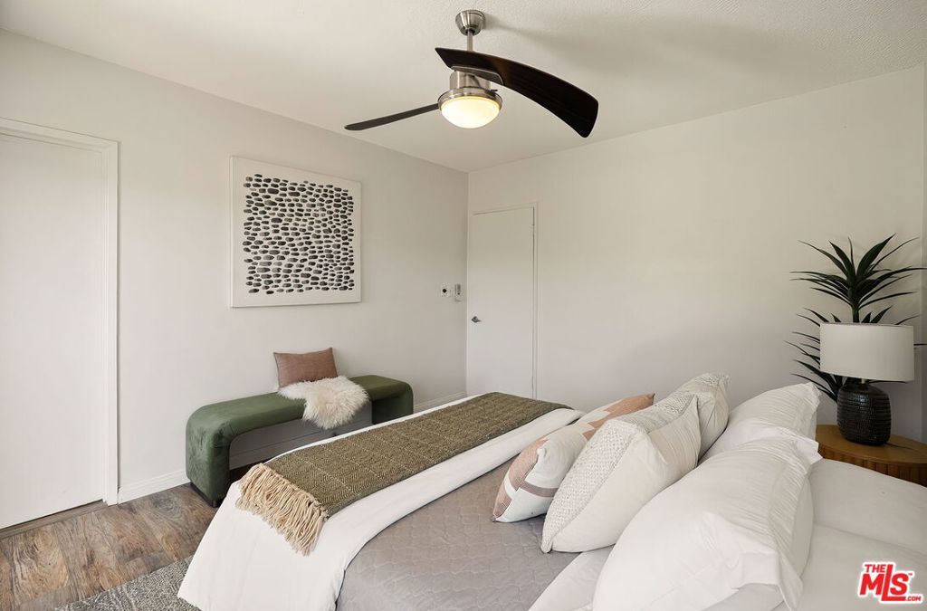 Image 16 of property listing at 2650 Greenvalley Road, Los Angeles, CA 90046