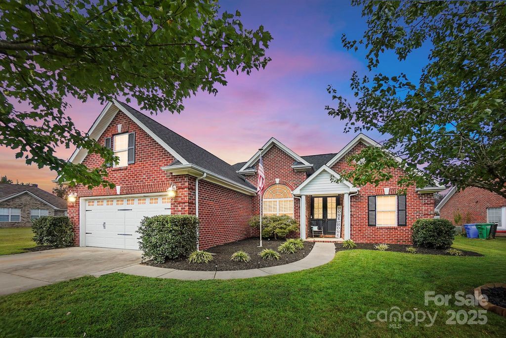 12639 Hill Pine Road, Midland, NC 28107