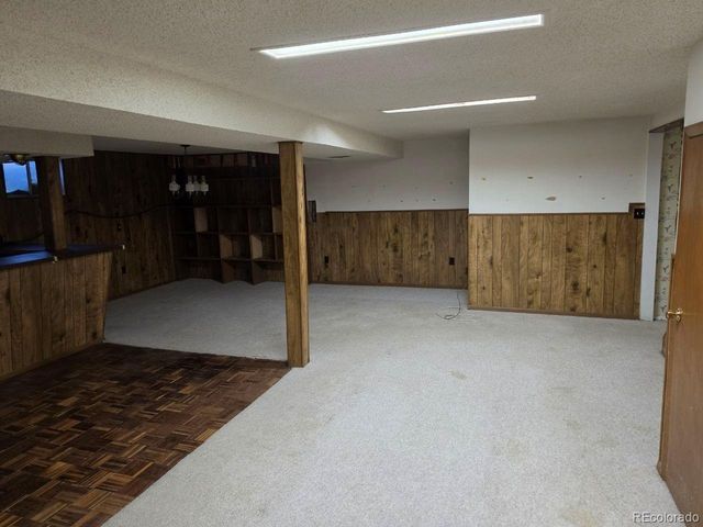 2713 S Paris Pl, Aurora, CO 80014