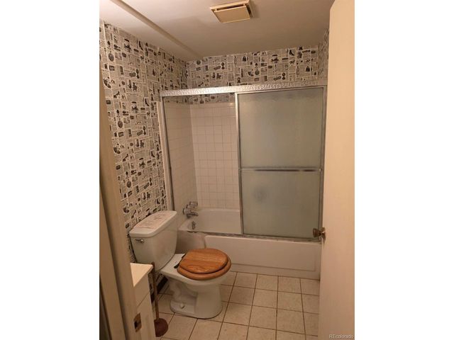 2713 S Paris Pl, Aurora, CO 80014