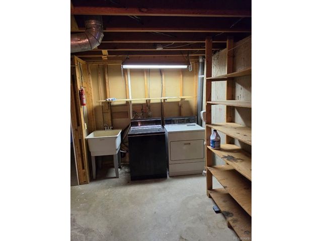 2713 S Paris Pl, Aurora, CO 80014