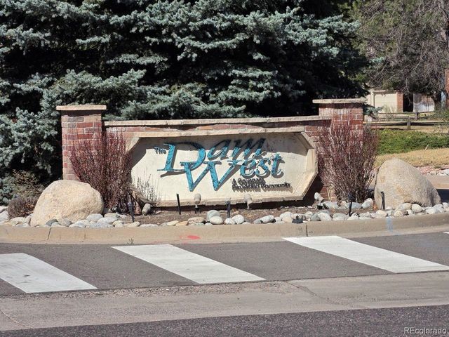 2713 S Paris Pl, Aurora, CO 80014