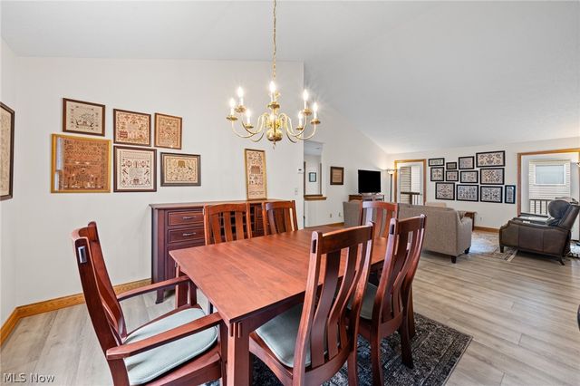 2495 Winesap Drive, Broadview Heights, OH 44147