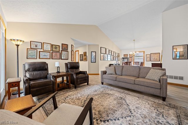 2495 Winesap Drive, Broadview Heights, OH 44147