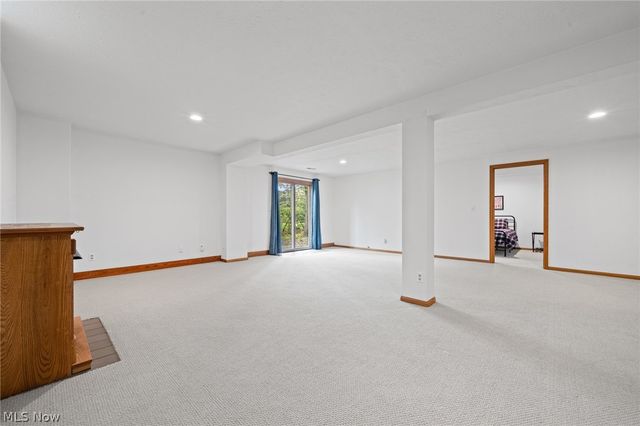 2495 Winesap Drive, Broadview Heights, OH 44147