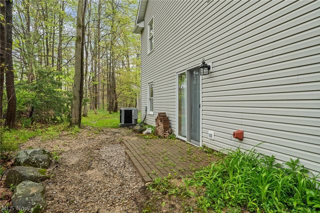 2495 Winesap Drive, Broadview Heights, OH 44147