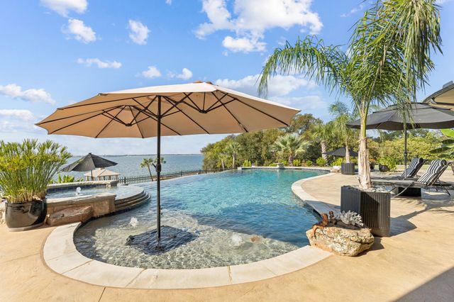 916 Cedar Shores Drive, Heath, TX 75032