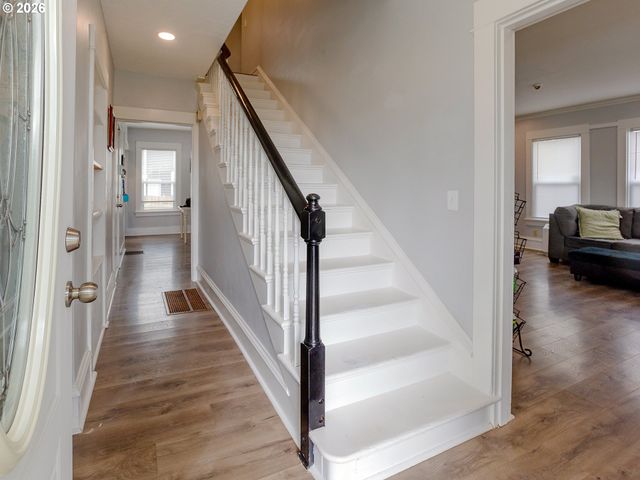 707 Se UNION St, Camas, WA 98607