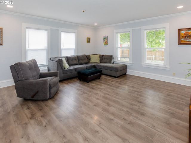 707 Se UNION St, Camas, WA 98607