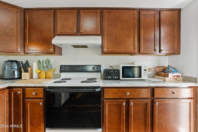 8221 E GARFIELD Street L09, Scottsdale, AZ 85257