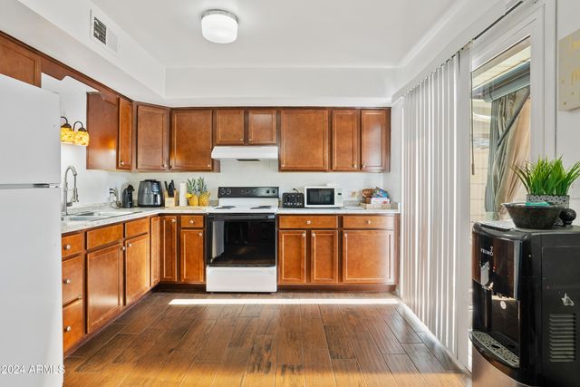 8221 E GARFIELD Street L09, Scottsdale, AZ 85257