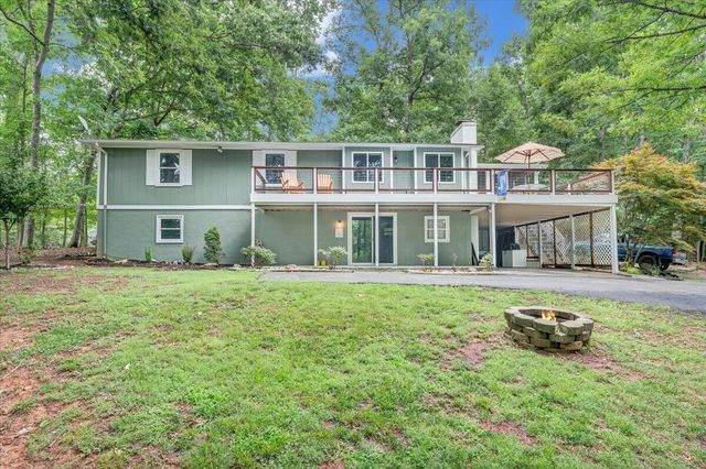 792 Highland Lake RD, Union Hall, VA 24176