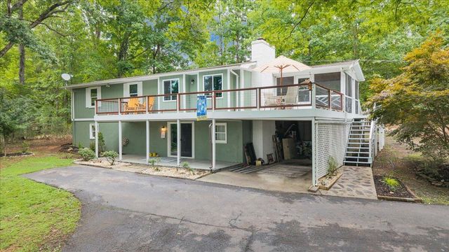 792 Highland Lake RD, Union Hall, VA 24176