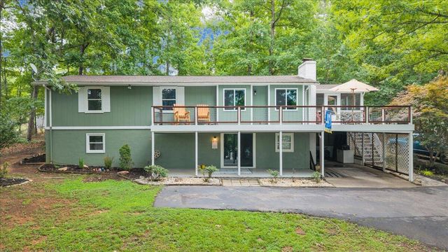 792 Highland Lake RD, Union Hall, VA 24176