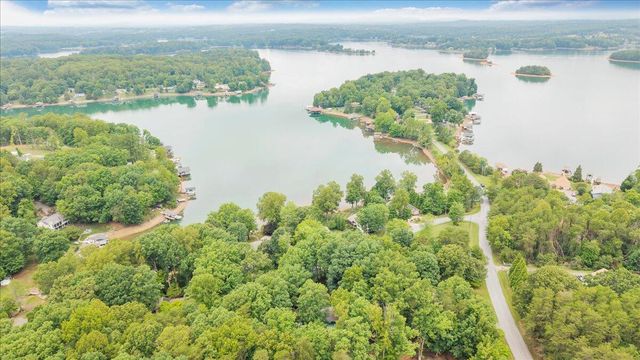 792 Highland Lake RD, Union Hall, VA 24176