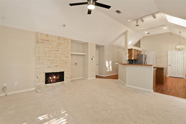 114 Midcrest Drive, Irving, TX 75063