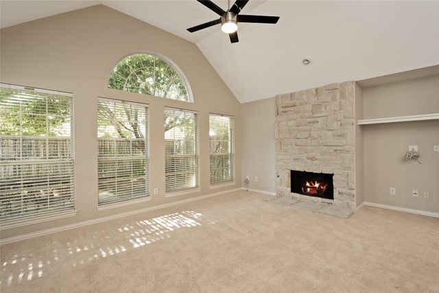 114 Midcrest Drive, Irving, TX 75063