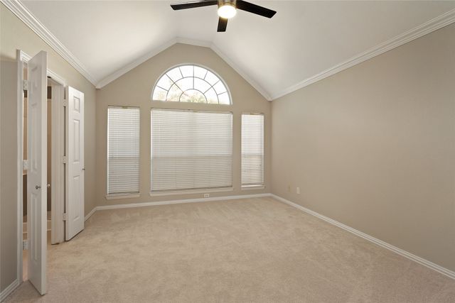 114 Midcrest Drive, Irving, TX 75063