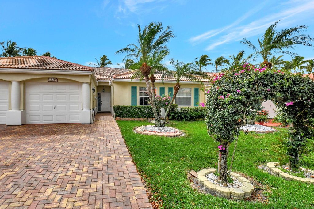 6078 Lake Hibiscus Drive, Delray Beach, FL 33484
