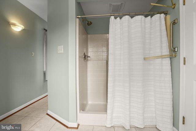 1906 LOGWIND RD, Catonsville, MD 21228