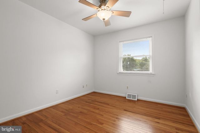 1906 LOGWIND RD, Catonsville, MD 21228