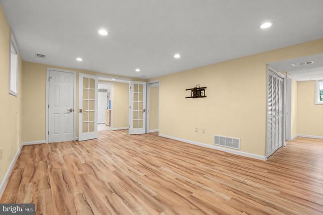1906 LOGWIND RD, Catonsville, MD 21228