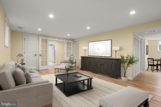 1906 LOGWIND RD, Catonsville, MD 21228