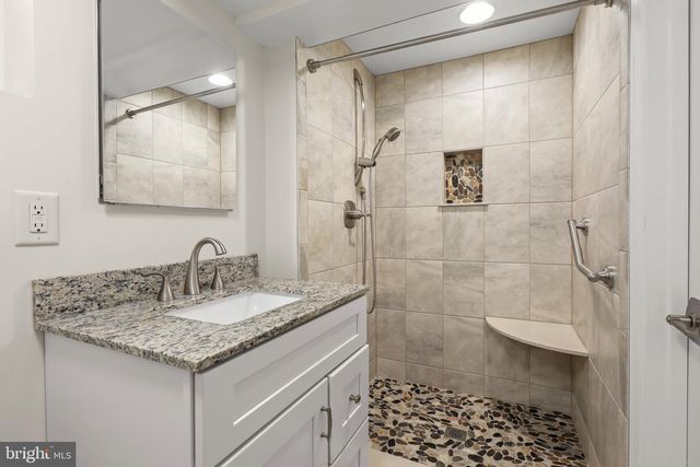 1906 LOGWIND RD, Catonsville, MD 21228