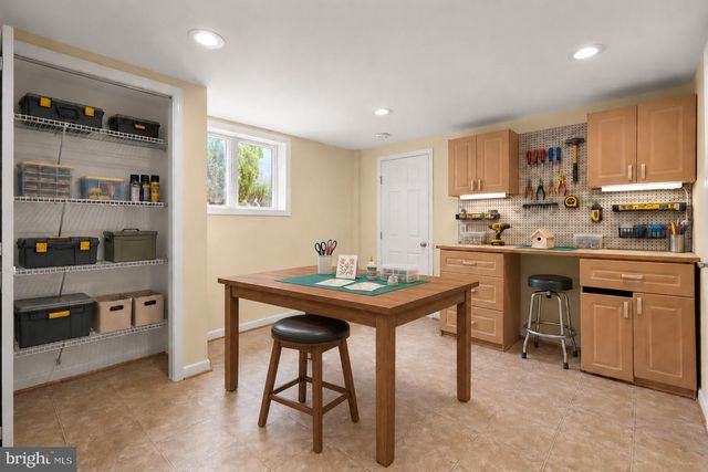 1906 LOGWIND RD, Catonsville, MD 21228