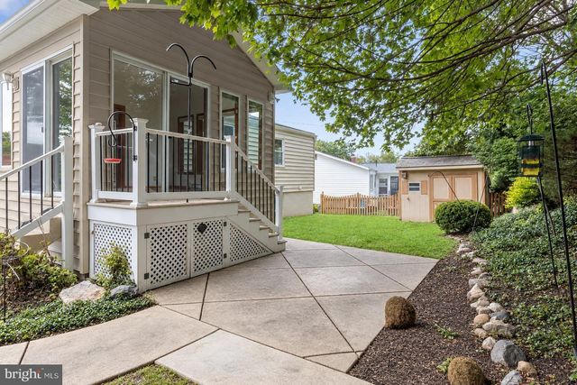1906 LOGWIND RD, Catonsville, MD 21228