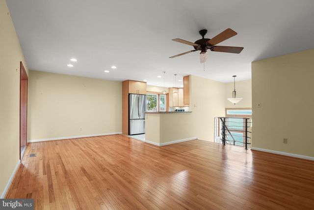 1906 LOGWIND RD, Catonsville, MD 21228