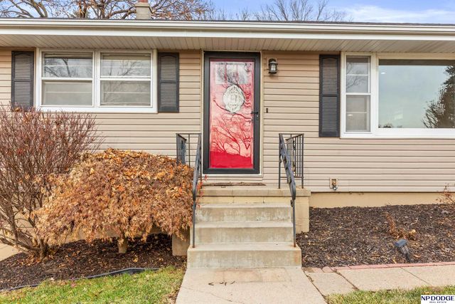 8068 Castelar Street, Omaha, NE 68124